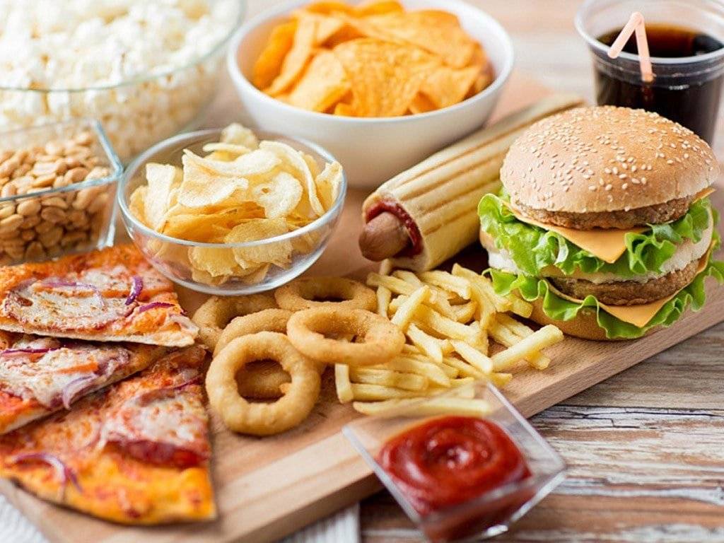 Какие продукты нельзя кушать. список 10 самых вредных продуктов