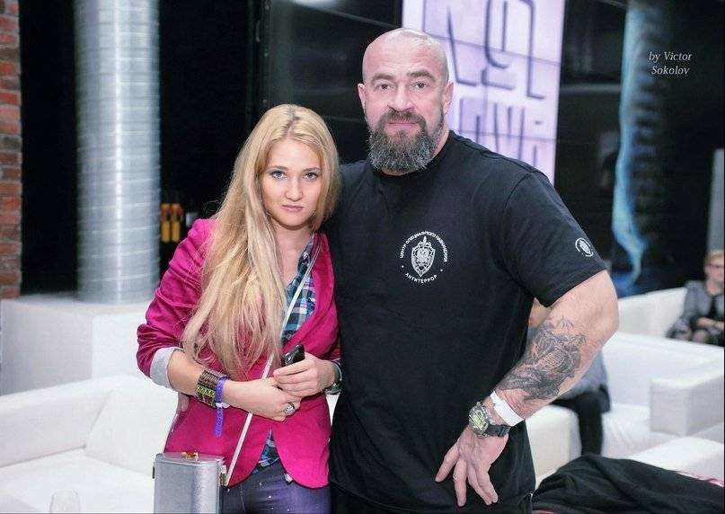Сергей бадюк фото с женой