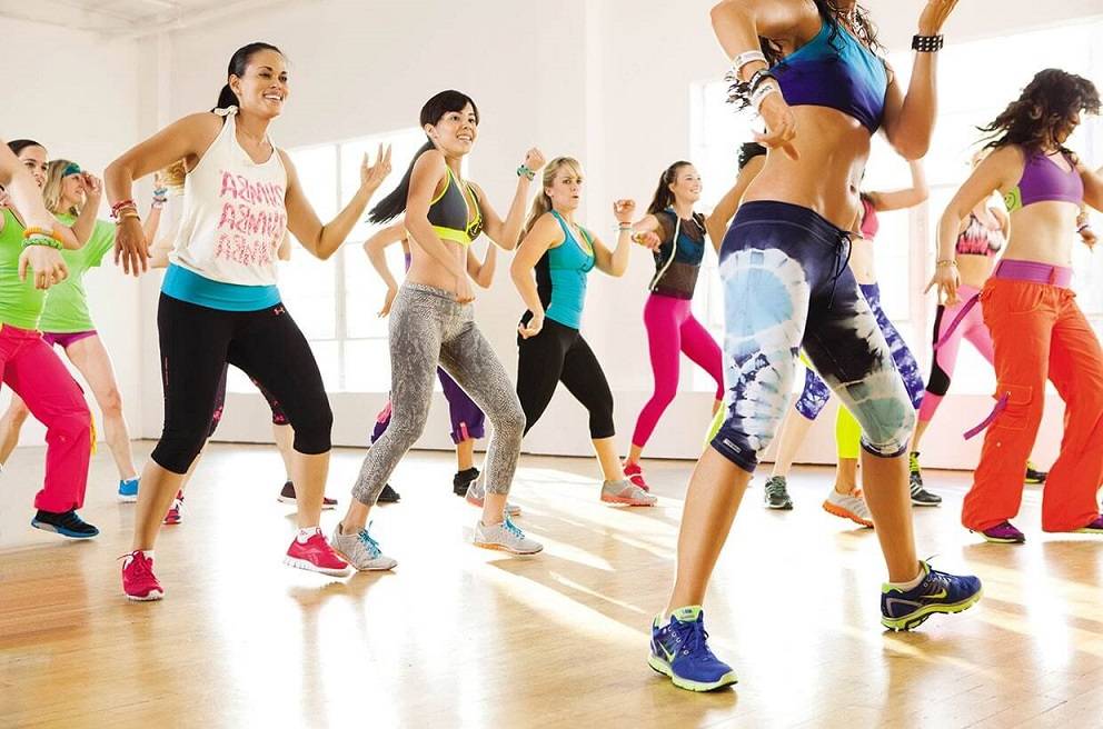 Каким фитнесом лучше всего заниматься дома для похудения: упражнения, занятия, тренировки
