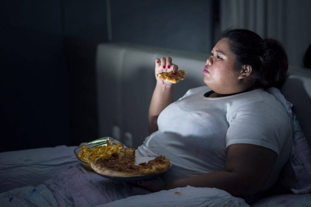 Ночной дожор: как перестать есть на ночь