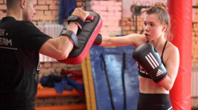 Почему девушки занимаются боксом и как это меняет их фигуру