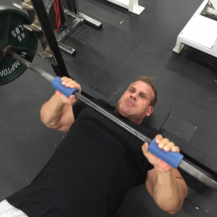 Джей катлер — тренировка плеч базовыми и изолирующими упражнениями