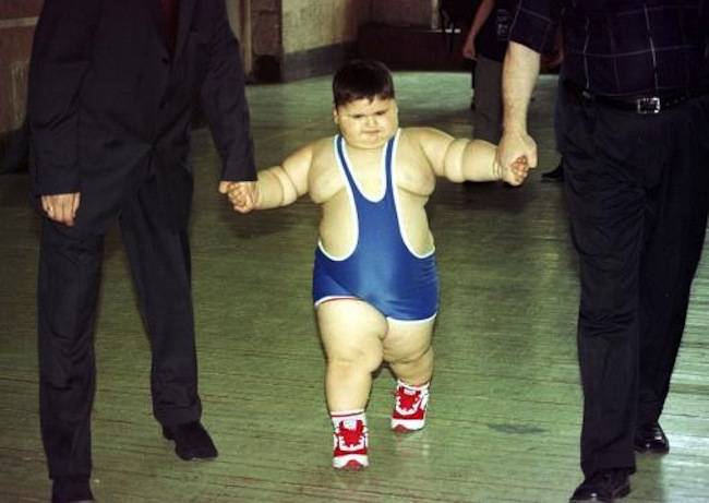 Российский сумоист джамбулат хатохов – самый толстый мальчик в мире – фото - телеграф ► последние новости