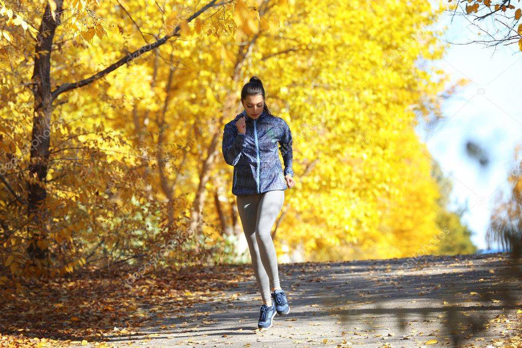 Бег осенью: одежда и 5 правил комфортной экипировки