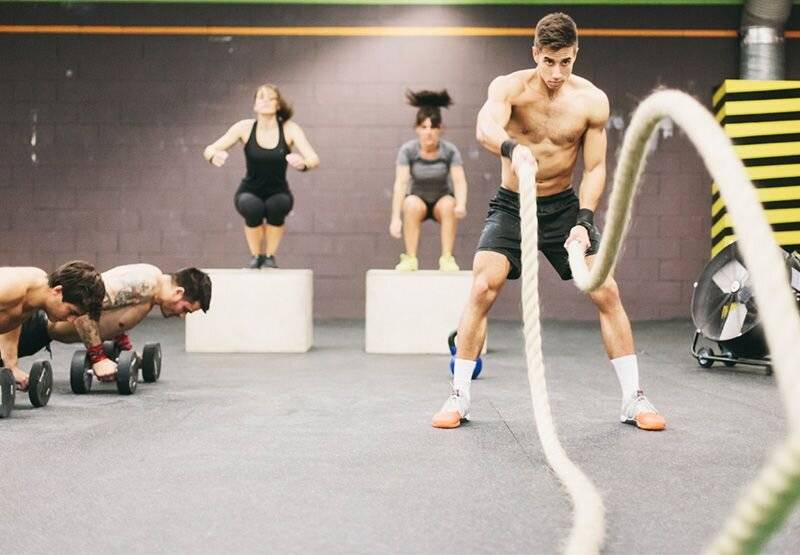 Кроссфит для боксёров: тренировки с собственным весом, программа и комплекс упражнений