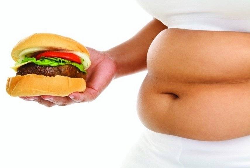 Диетологи разъясняют: не употребление жиров делает людей толстыми, а переедание