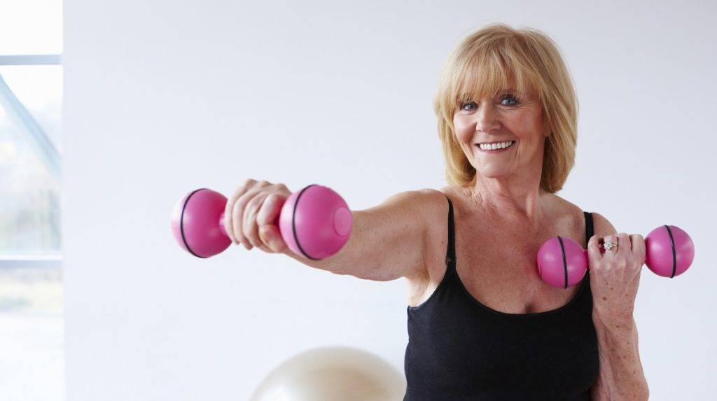 Особенности фитнеса для женщин после 40, 50 лет