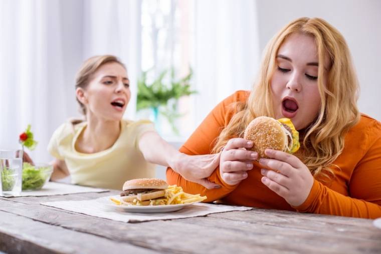 Как перестать много есть: почему вы начинаете есть очень много и как справиться с перееданием