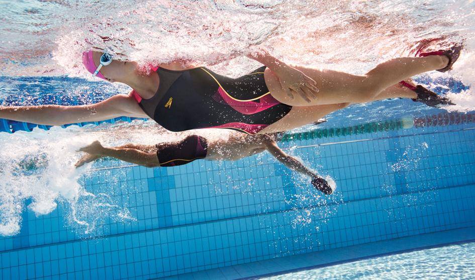 Польза плавания в бассейне для женщин