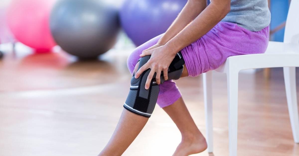 Боли в коленях: причины и методы лечения | артракам