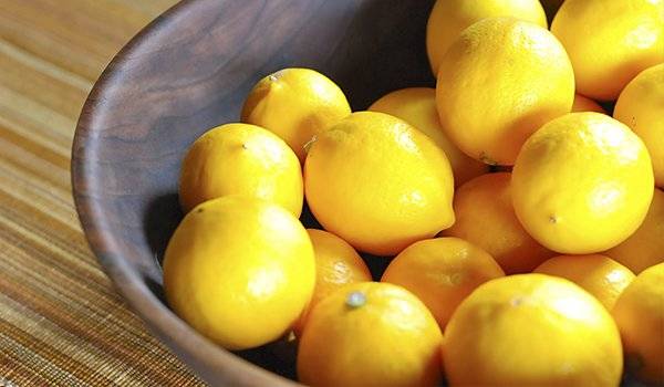 Лимонная диета: польза кислого фрукта для похудения