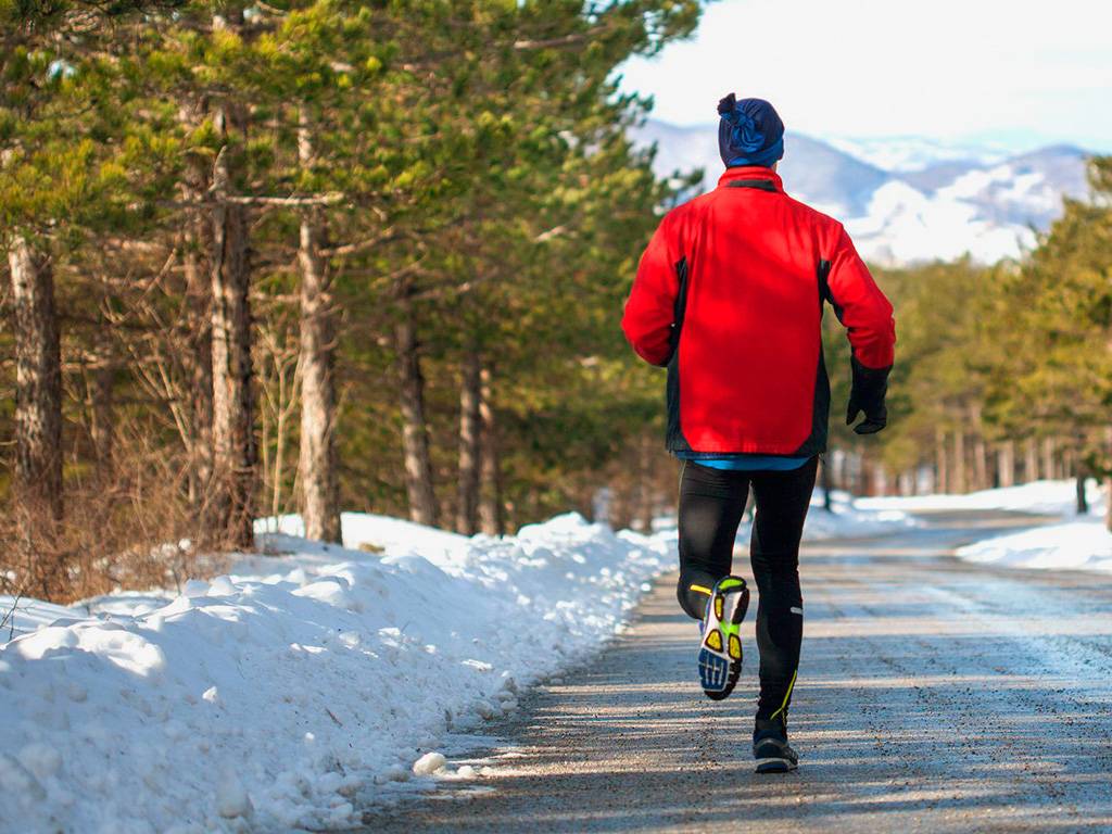 Бег на улице зимой. как правильно бегать зимой?