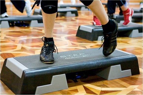 Быстро упражнения со степ платформой для похудения