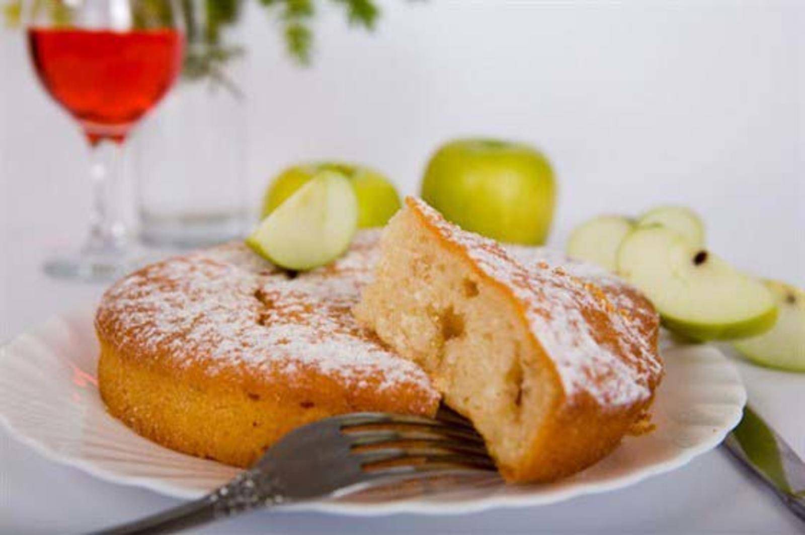 Диетические яблочные десерты: простые рецепты для всей семьи