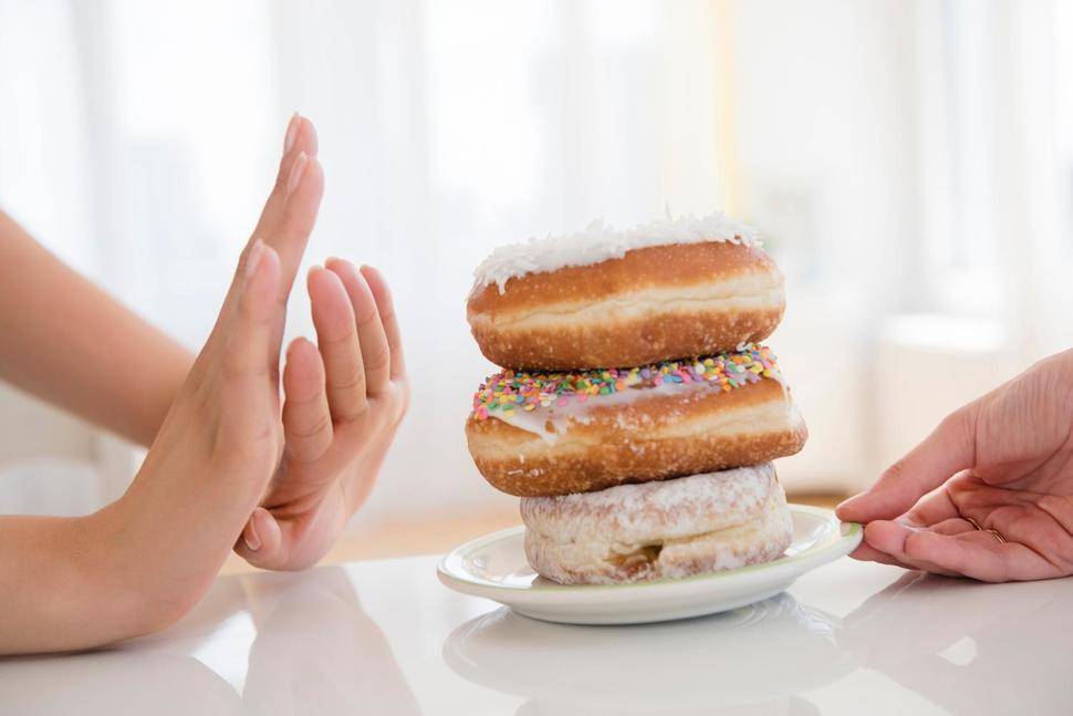 Как перестать есть сладкое и мучное навсегда: вред сахара