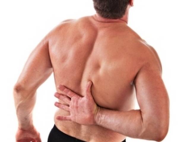 Боль под левой лопаткой сзади со спины: причины, почему болит, лечение