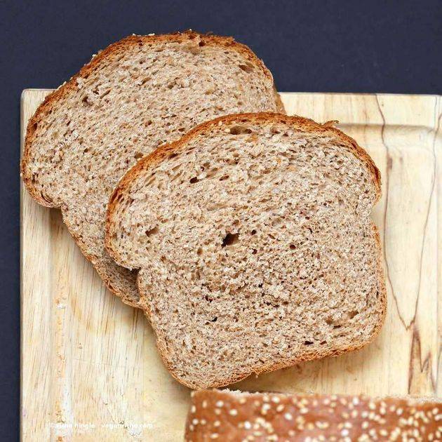 Цельнозерновой хлеб для тостов