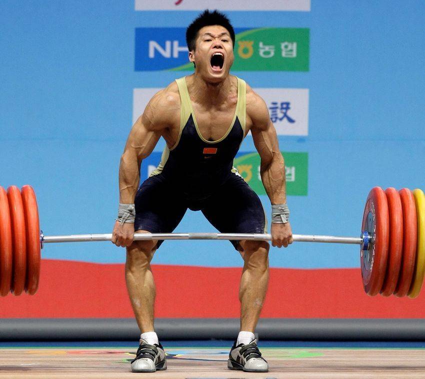 5 самых тяжелых атлетов мира — сколько их вес и как они выглядят?