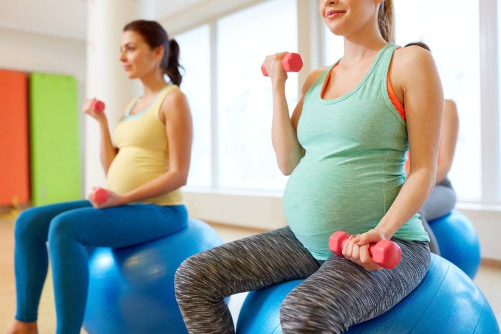 Можно ли заниматься спортом во время беременности и каким